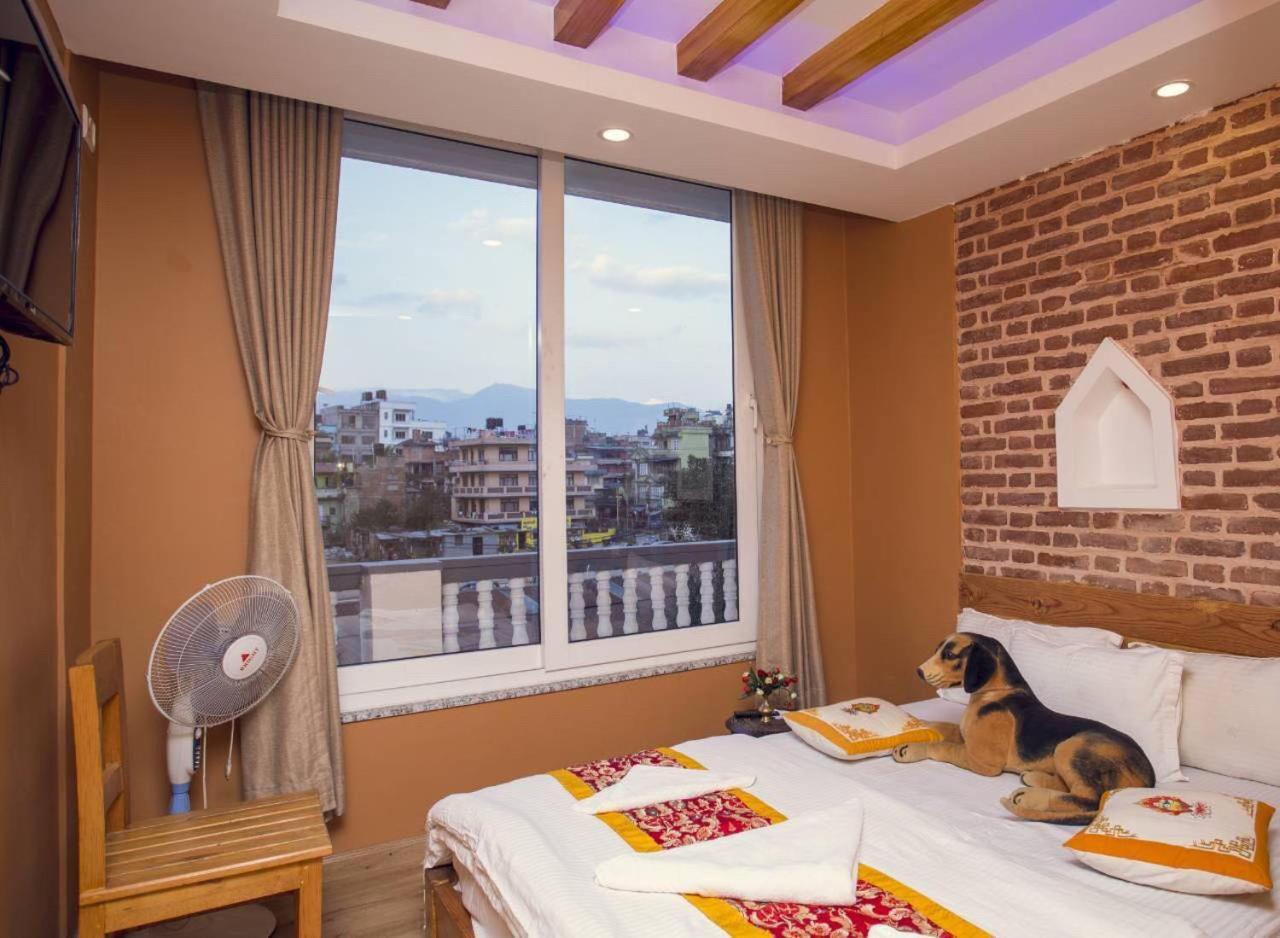 Blue Mountain Home Stay Катманду Екстер'єр фото
